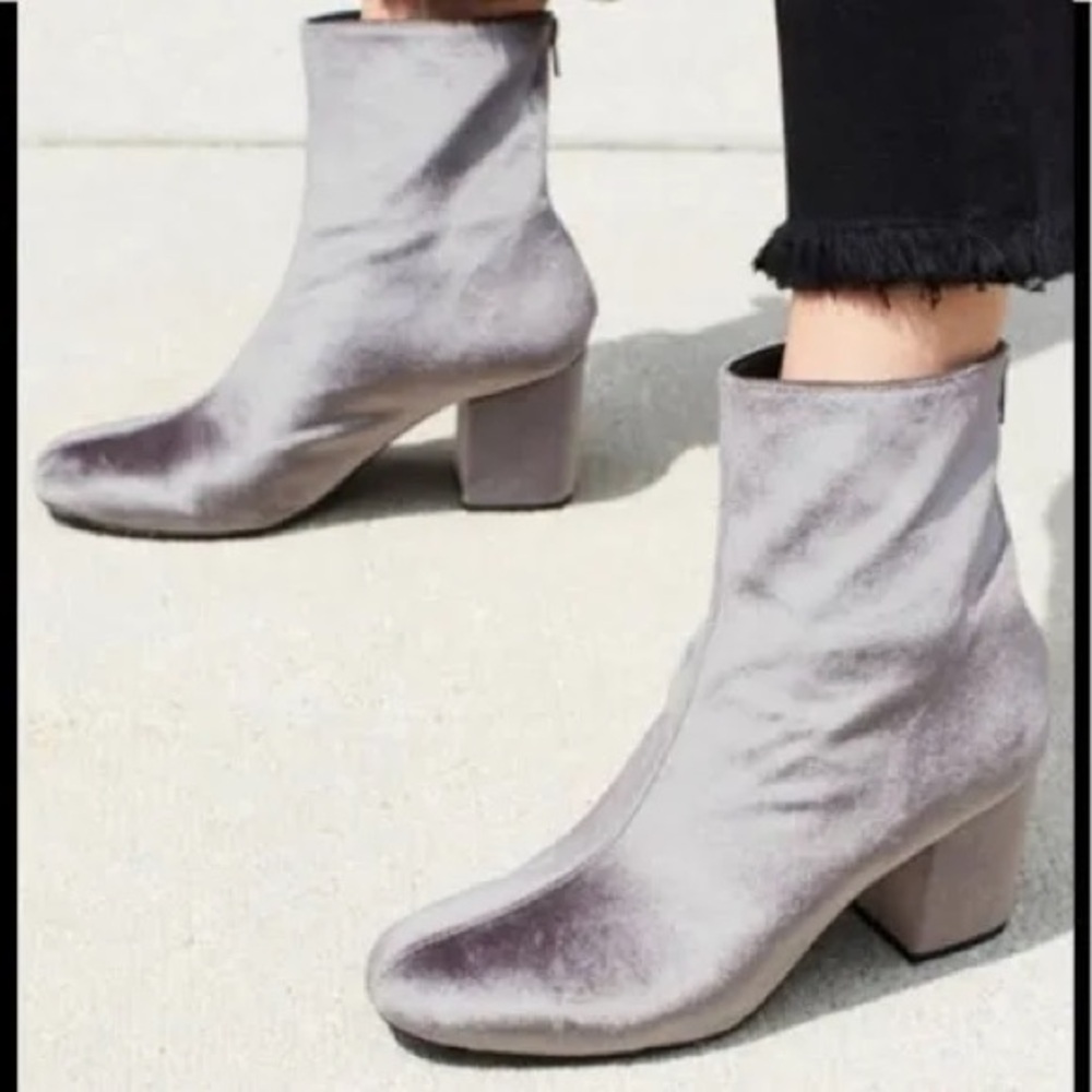 Free People Cecile Grey Velvet Boots